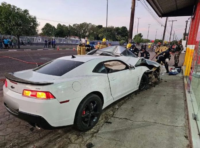 camaro acidente