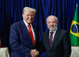 Lula e Trump se reúnem na Malásia e discutem suspensão de tarifas sobre exportações brasileiras Lula e Trump