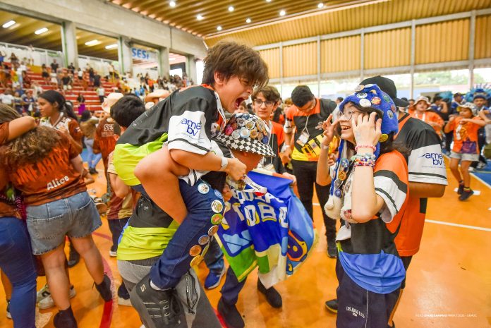 Equipe I Robot vence Torneio de Robótica em Manaus - Ft DIANE SAMPAIO6