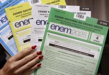 Provas de matemática e ciências da natureza do Enem serão aplicadas neste domingo (16) enem