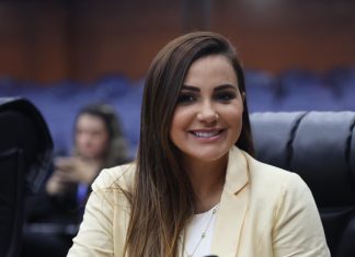 Lei de Joilma Teodora garante permanência de dois acompanhantes para pacientes com TEA em unidades de saúde de Roraima