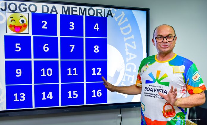 Professores da EJA recebem capacitação para uso de recursos tecnológicos - Ft FERNANDO TEIXEIRA (2)