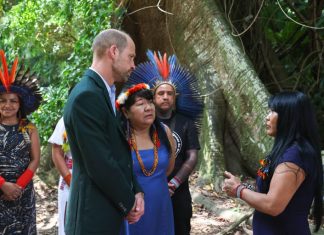 Joenia Wapichana se encontra com príncipe William