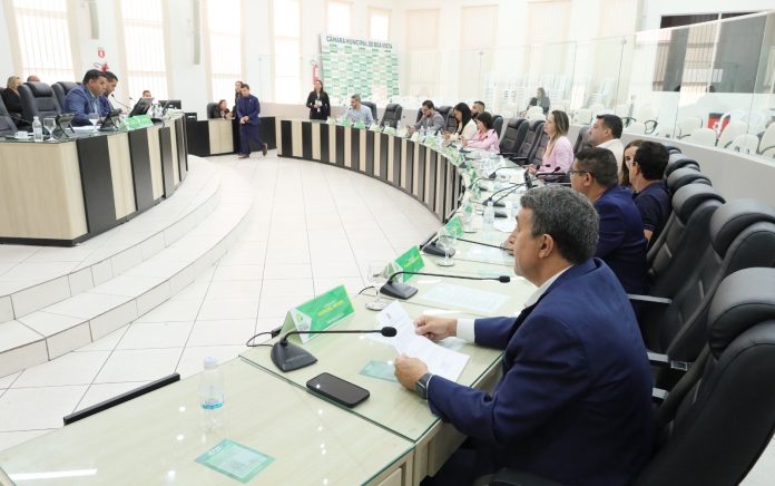 2ae525a3-e7a1-4b1c-8c6c-f3f0830f5b20