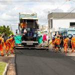Mais de 1,5 km da Avenida Luiz Canuto Chaves passam por recapeamento luiz canuto chaves