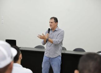 Deputado denuncia entrada de agentes da PF em escritório durante reunião privada e fala em intimidação