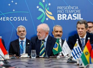 Intervenção na Venezuela seria catástrofe humanitária, diz Lula