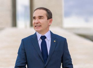 Duda Ramos apresenta projeto que recompensa leitores com crédito cultural