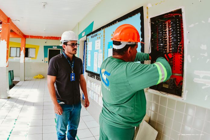 Manutenção Escolas (3)