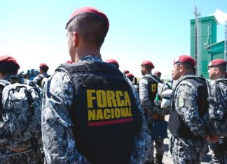 Profissionais de saúde são resgatados após noite sob ameaça em subpolo Yanomami força nacional