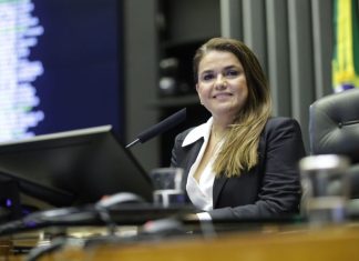 A rainha dos interesses escusos