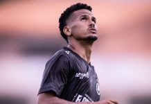 Campeão em Roraima, Nelson Reina marca na estreia pelo Corisabbá no Piauiense 2026 Nelson Reina