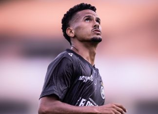 Campeão em Roraima, Nelson Reina marca na estreia pelo Corisabbá no Piauiense 2026 Nelson Reina