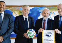 Em reunião, Lula e Samir Xaud tratam de grandes eventos do futebol no Brasil