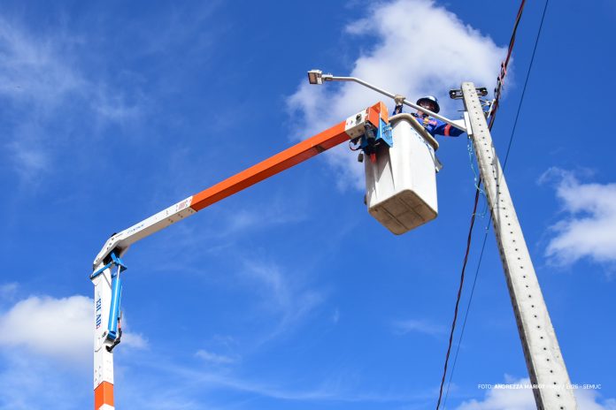 Fotografia - Andrezza Mariot (2) LED JOÃO DE BARRO