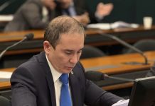 Deputado Duda Ramos apresenta projeto que cria folga remunerada no dia do aniversário