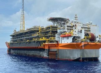 Petrobras avalia cenários para possível atuação no petróleo da Venezuela