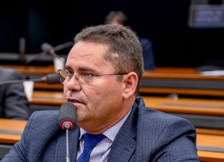 Proposta que limita acareação entre acusado e vítima de violência contra a mulher avançou na Câmara