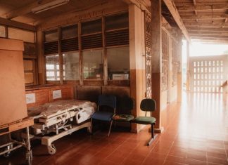 Teresa Surita critica demora em hospital do Governo no Bonfim e diz que atendimentos ocorrem de forma precária