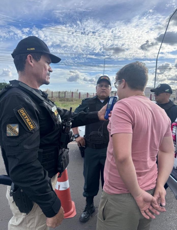Durante os dias de folia, os agentes intensificam a fiscalização e as atividades educativas com foco na prevenção de acidentes (1)
