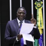 Pretenso candidato ao Senado por Roraima apresenta projetos para reconhecer futebol e Seleção como patrimônio e símbolo nacional