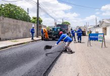 Prefeitura de Boa Vista executa recapeamento em 14 bairros e recupera 14 km de vicinais semuc
