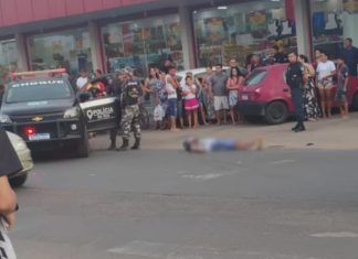 Gari de 19 anos é morto a tiros e tem moto roubada no Buritis gari morto