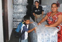 ACNUR entrega 105 colchões a famílias indígenas refugiadas em Pacaraima colchões acnur