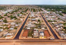 Bairro Dr. Airton Rocha recebe asfalto em trechos cruciais