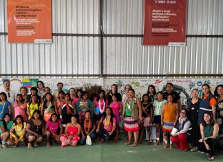 Mulheres Yanomami e Ye’kwana debatem parto, saúde e violência em oficina de direitos humanos