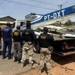 PRF apreende aeronave irregular em oficina clandestina durante operação contra garimpo em Boa Vista prf