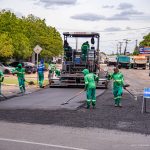 Prefeitura recapeia vias do Mecejana e anuncia avanço das obras para Caçari e Paraviana semuc bv