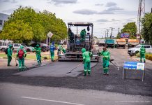 Prefeitura recapeia vias do Mecejana e anuncia avanço das obras para Caçari e Paraviana semuc bv