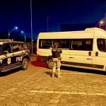PRF apreende micro-ônibus furtado e prende dois por embriaguez nas BRs 174 e 401 PRF
