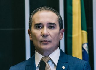 Duda Ramos assina todos os pedidos de CPI e CPMI do congresso envolvendo o Banco Master