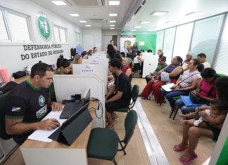 Carreta dos Direitos atende moradores do bairro Araceli Souto Maior com serviços jurídicos e emissão de RG carreta dos direitos dpe-rr