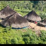 Criança Yanomami morre durante remoção aeromédica após quadro de desnutrição e diarreia grave