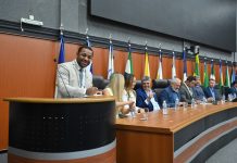 Vereadores assumem nova Mesa Diretora da ACVR para gestão até 2029