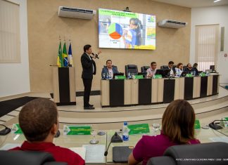 Secretário de Educação apresenta na Câmara de Boa Vista relatório do 3º quadrimestre de 2025