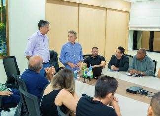 Servidores pedem reajuste de 16% e criticam falta de diálogo com governo de Roraima; Denarium anuncia 5,04%