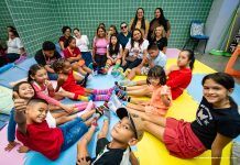 Prefeitura promove cinema inclusivo para crianças atendidas em centro de educação especial em Boa Vista