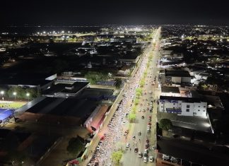 Helena da Asatur reúne cerca de 10 mil pessoas durante evento mas não anuncia partido