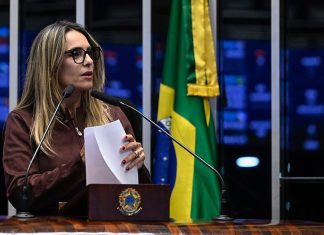 Senadora de Roraima cobra votação de PEC que atualiza piso da enfermagem no Congresso