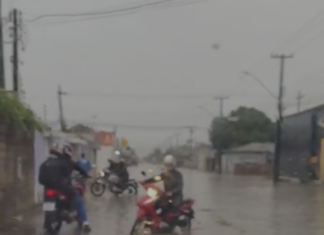 Chuvas intensas provocam alagamentos em bairros de Boa Vista
