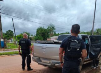 Delegado é preso suspeito de envolvimento em morte de casal