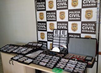 Falso médico é flagrado atendendo pacientes e vendendo óculos ilegalmente em igreja de Mucajaí