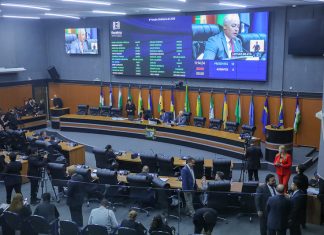 Deputados prorrogam liquidação da Cerr e aprovam pacote do governo com novos cargos e manutenção de secretarias extraordinárias