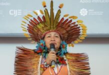 Líder indígena Telma Taurepang troca PP pelo PT em Roraima