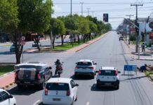 Semáforo é instalado em cruzamento da Ville Roy com avenida Governador Anchieta em Boa Vista