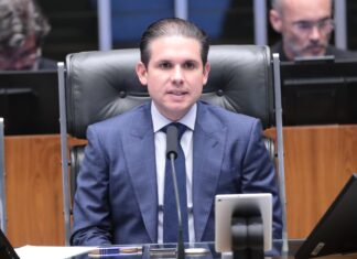 CCJ vota PEC do fim da escala 6×1 nesta quarta-feira após manobra de Hugo Motta